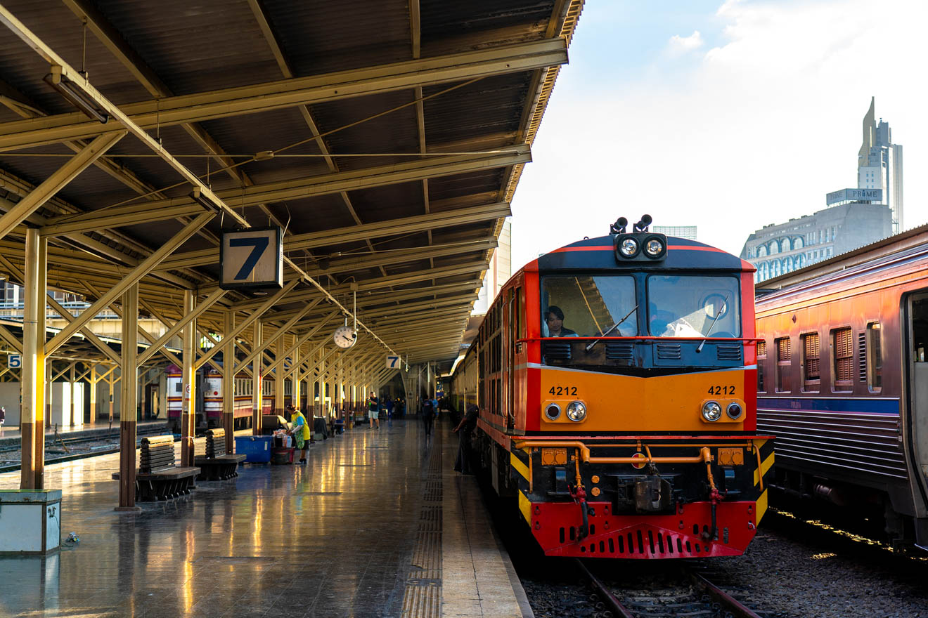 9 Things To Do On Koh Phangan bangkok train station