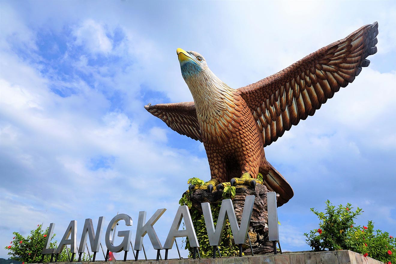 langkawi statue symbol