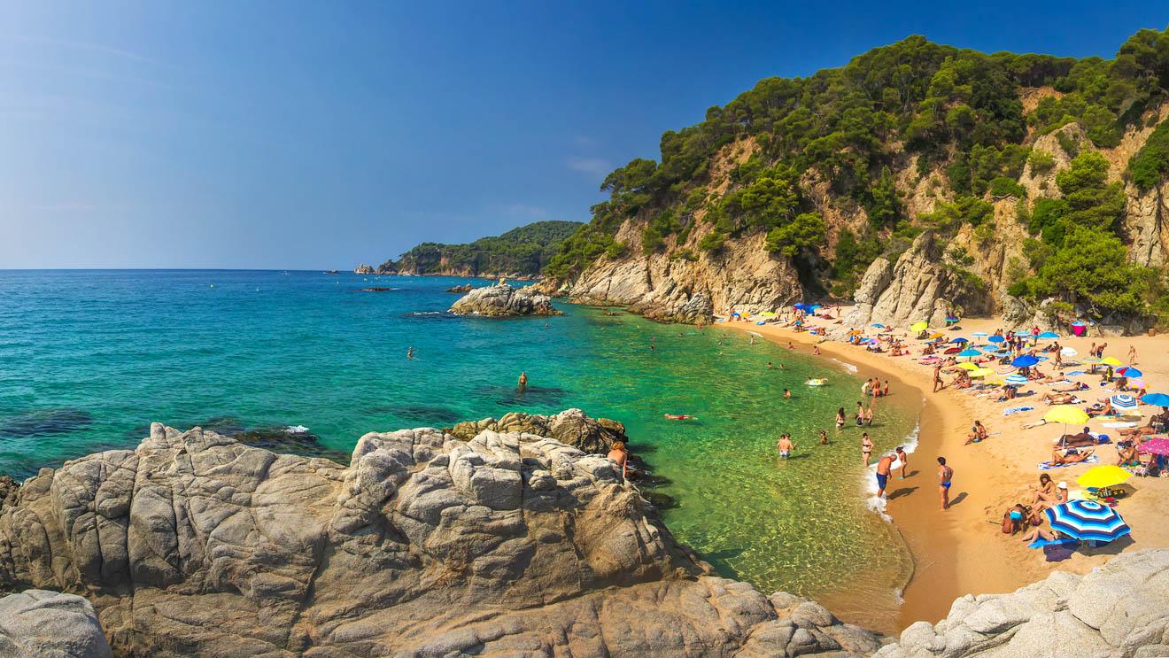 10 Amazing Things to Do in Lloret De Mar, Spain