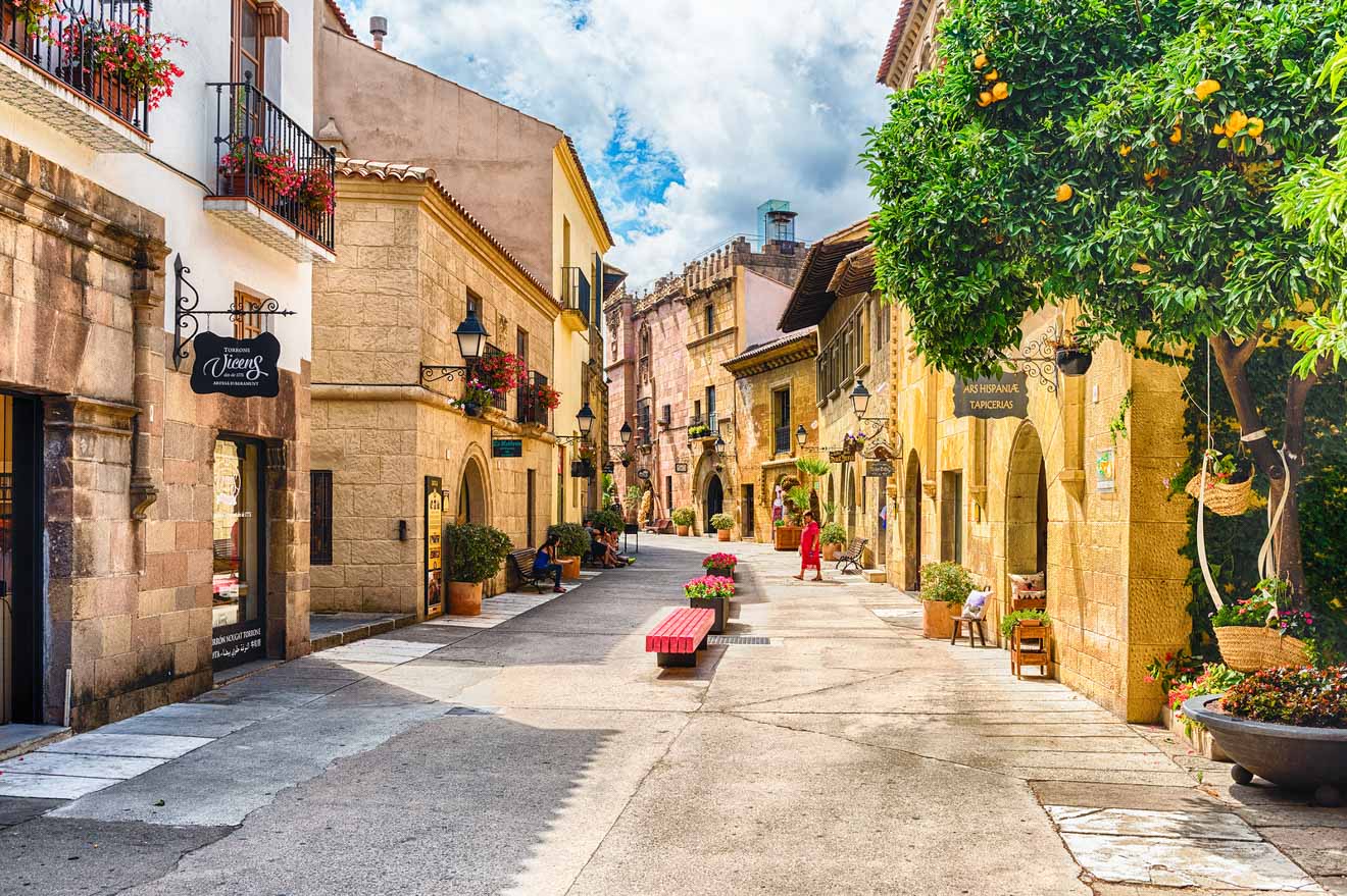 Barcelona with kids - 25 things to do Poble Espanyol