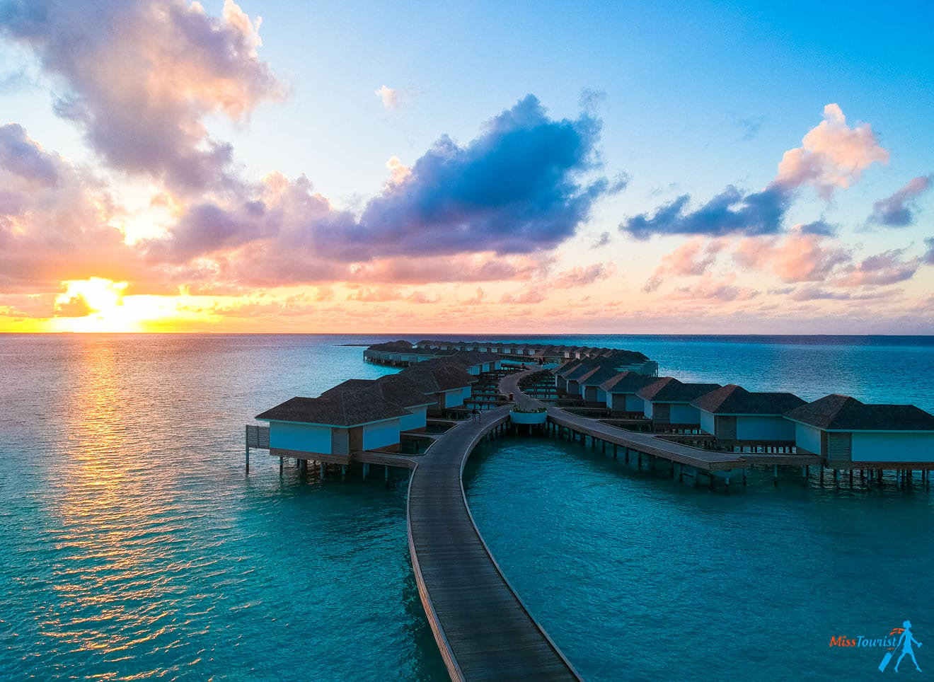 3 Amazing Resorts In The Maldives Kandima water bungalow