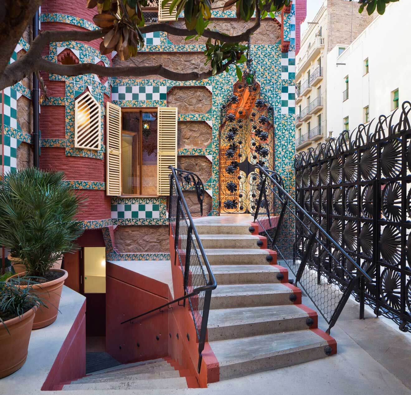 Unusual and Fun Things To Do in Barcelona Casa Vicens 2
