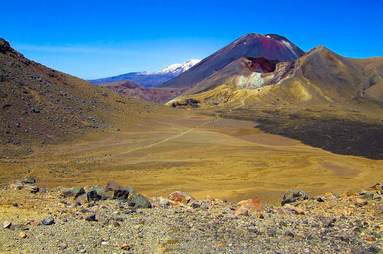 North Island in New Zealand 1 Week Road Trip Tongariro Crossing 3