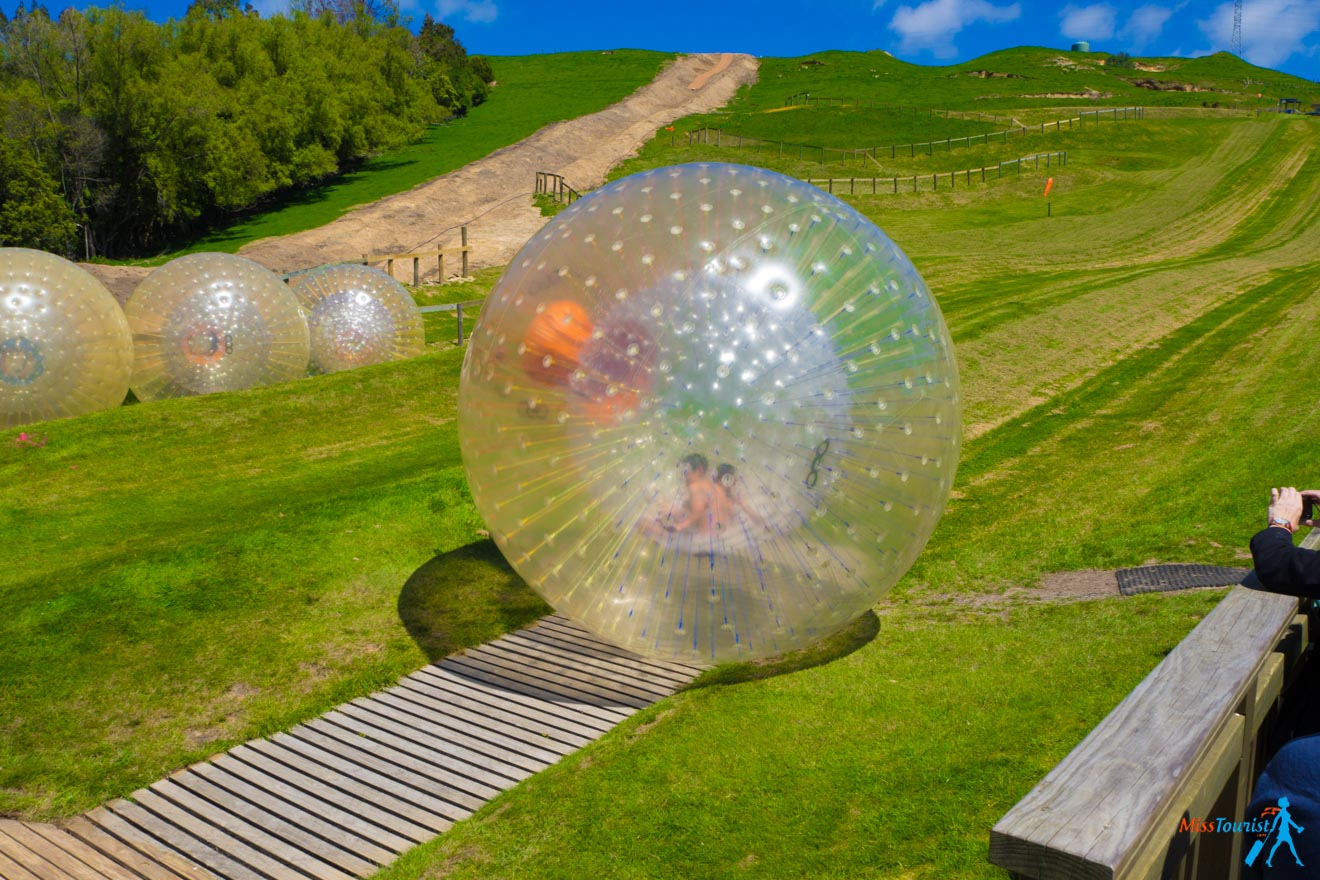 North Island in New Zealand 1 Week Road Trip Zorbing 2