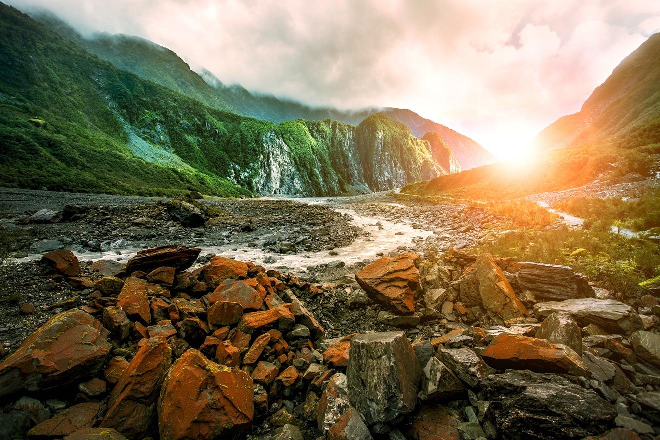 Ultimate South Island Road Trip in New Zealand fox glacier lookout