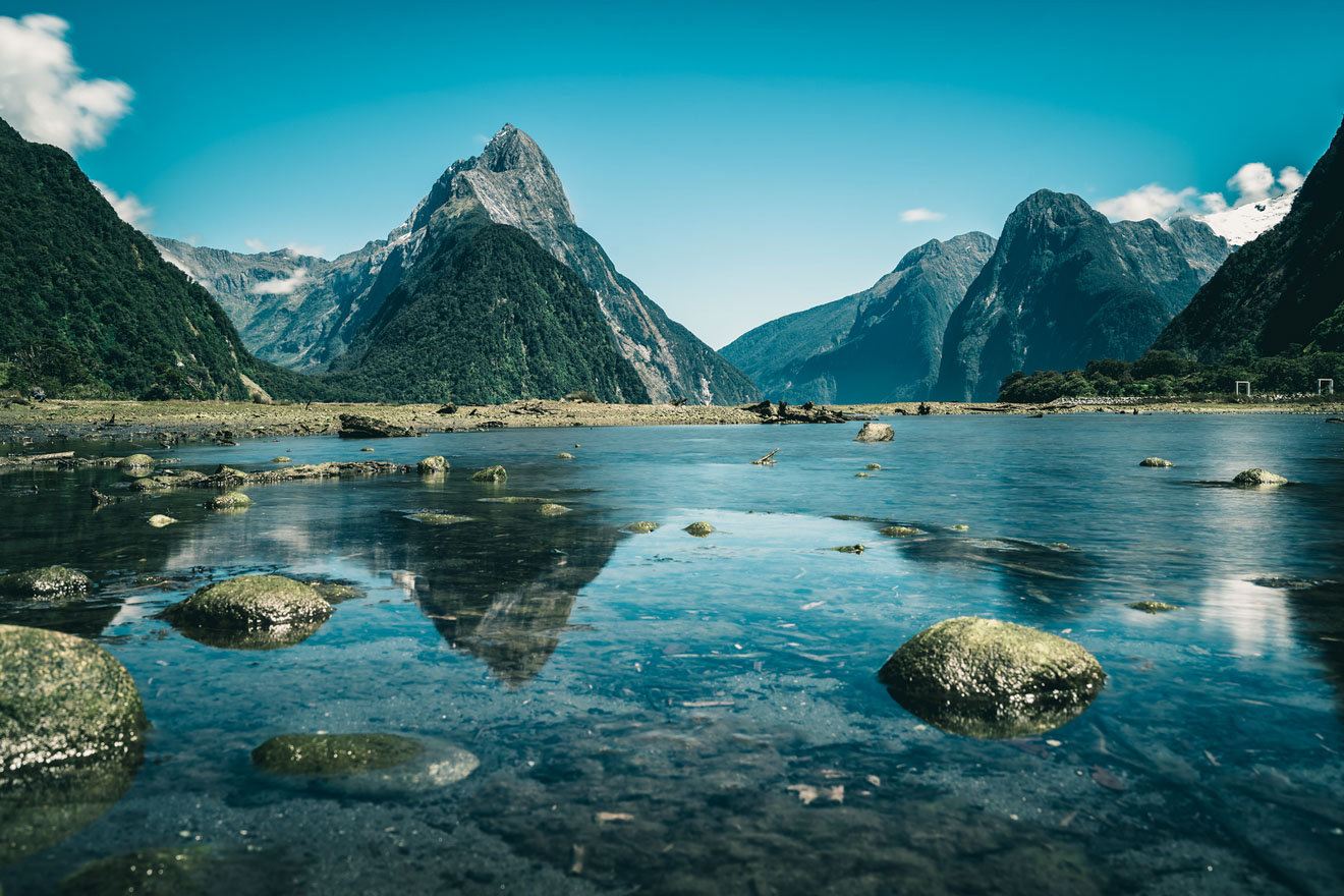 Ultimate South Island Road Trip in New Zealand milford sound 3