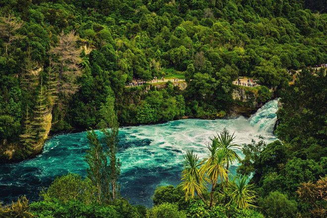 North Island in New Zealand 1 Week Road Trip Taupo Huka Falls