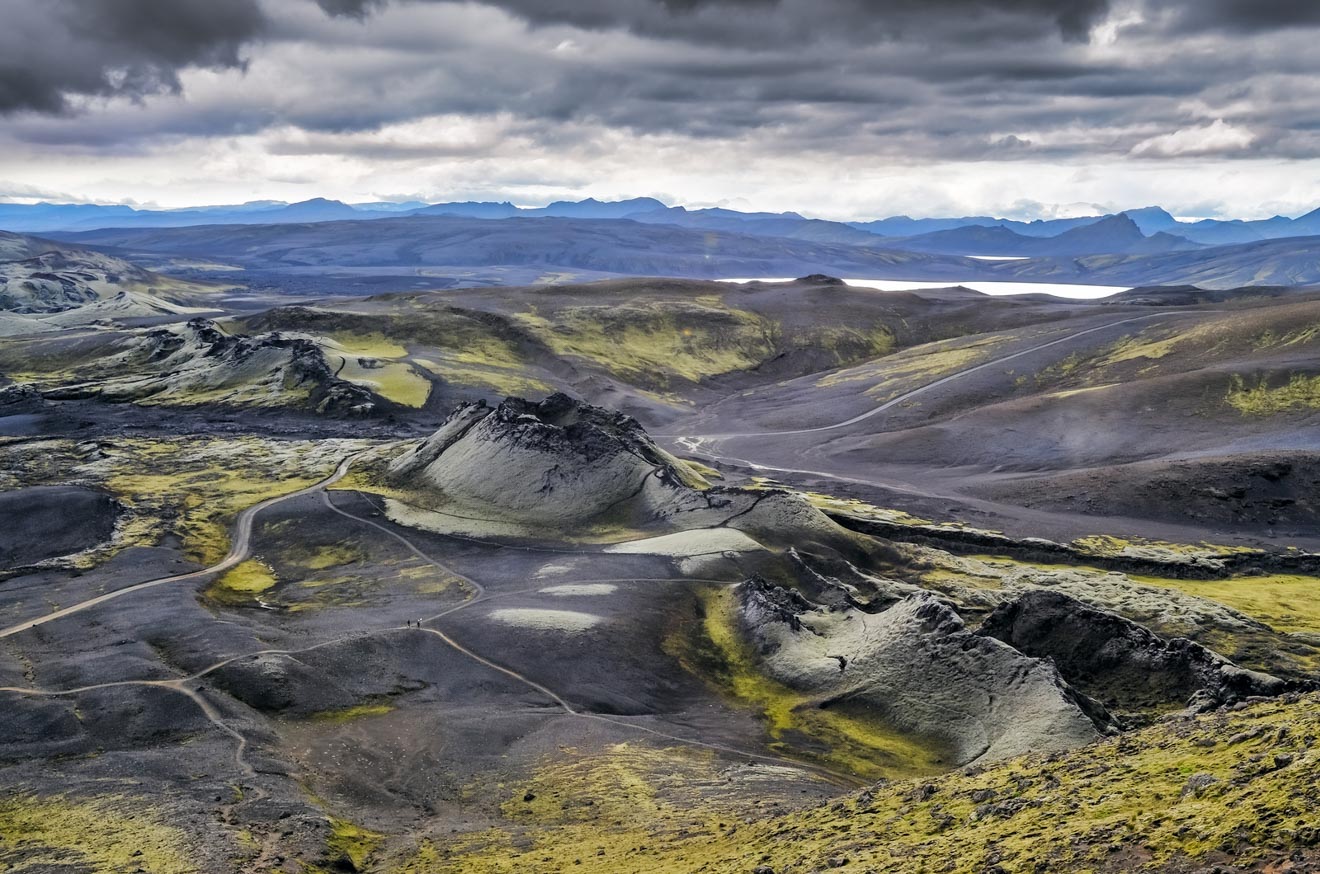 10 Best Tours You Have To Take in Iceland Helicoper volcanic craters 2