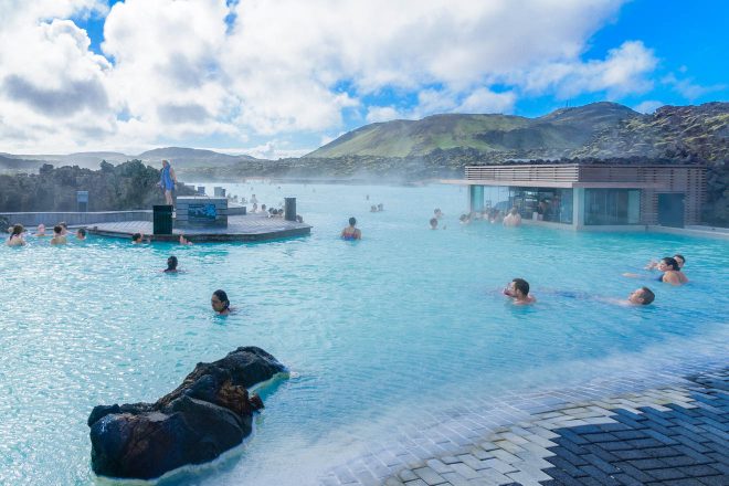 10 Best Tours You Have To Take in Iceland blue lagoon with people