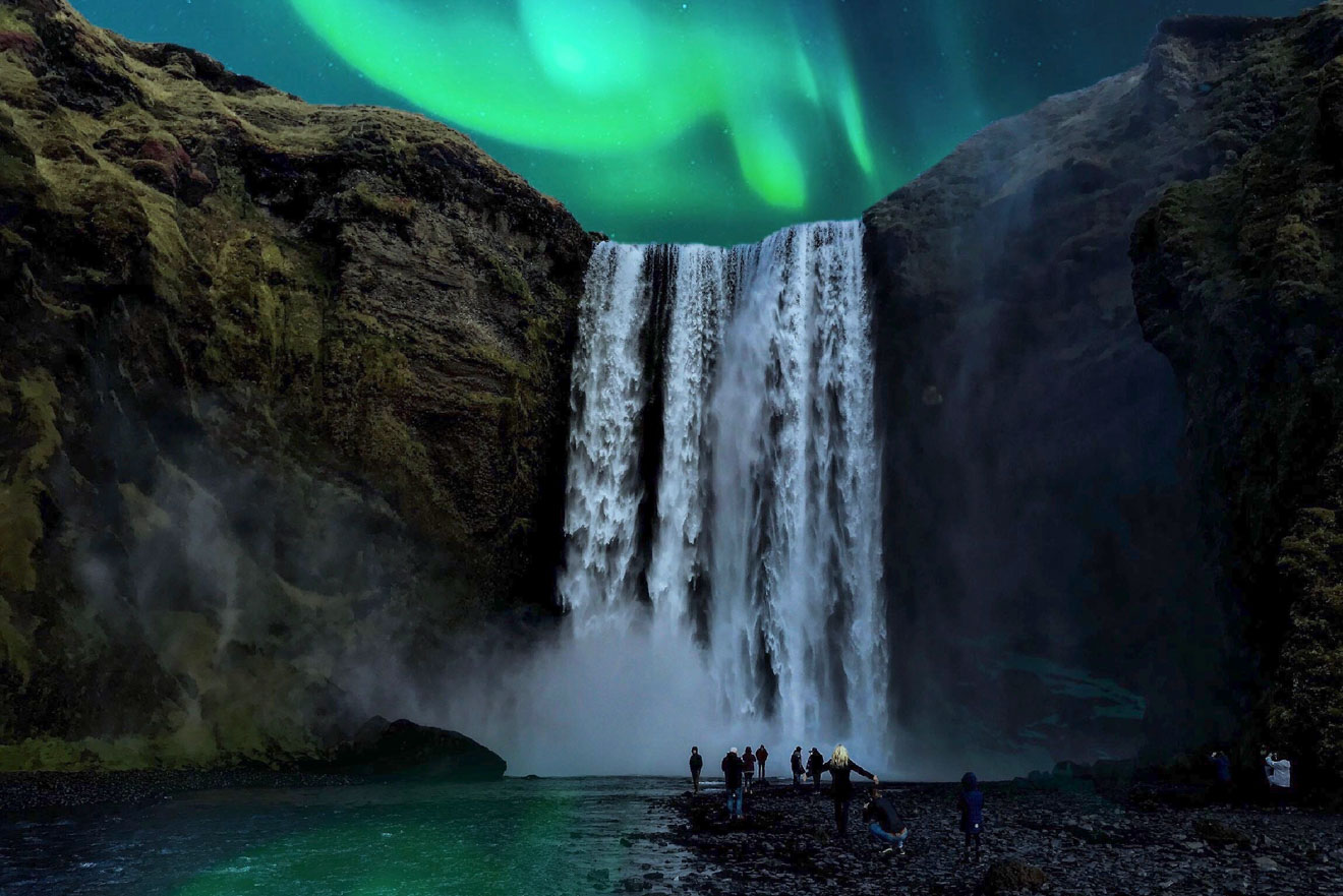 northern lights watching iceland