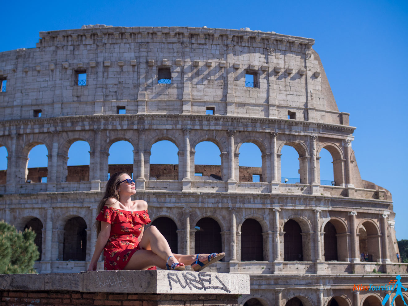 6 most crowded places in Rome and how to avoid the line Best view to Colosseo (2)