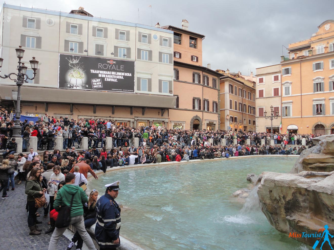 6 most crowded places in Rome and how to avoid the line fontana di trevi after