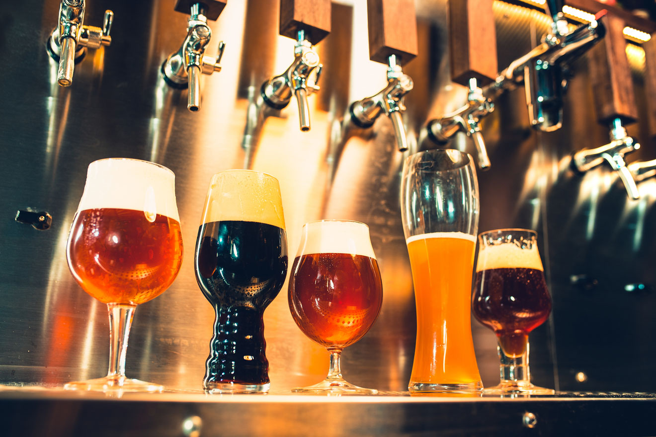 15 unmissable things to do in Montreal, Canada going out beer