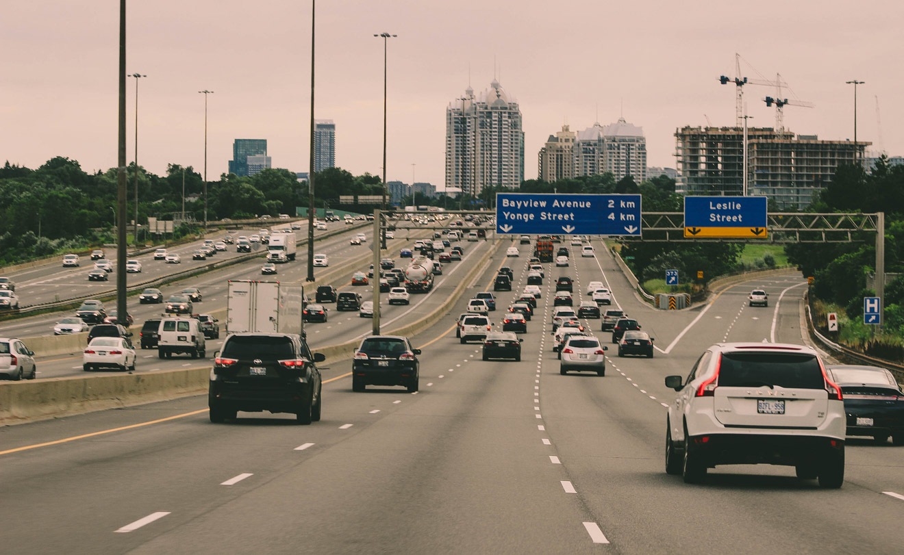 8 things you should know before renting a car in Canada highway