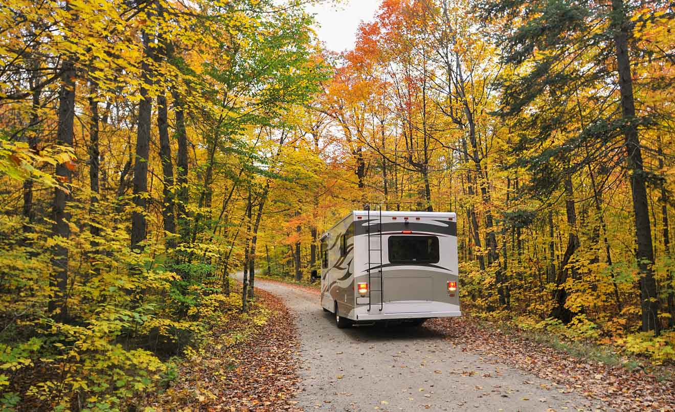 8 things you should know before renting a car in Canada motorhome road trip canada