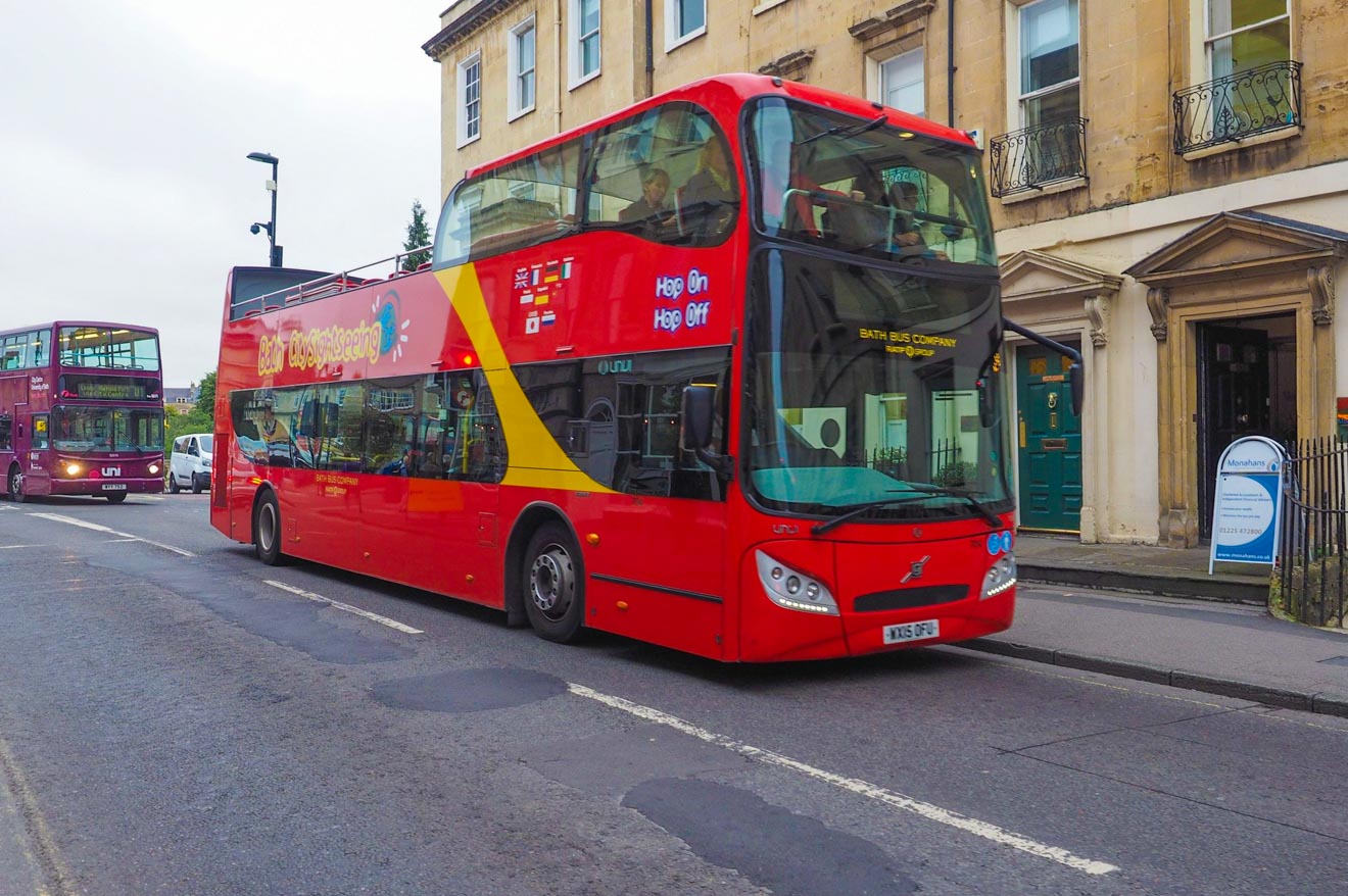 11 Things to do in Oxford hop on hop off bus