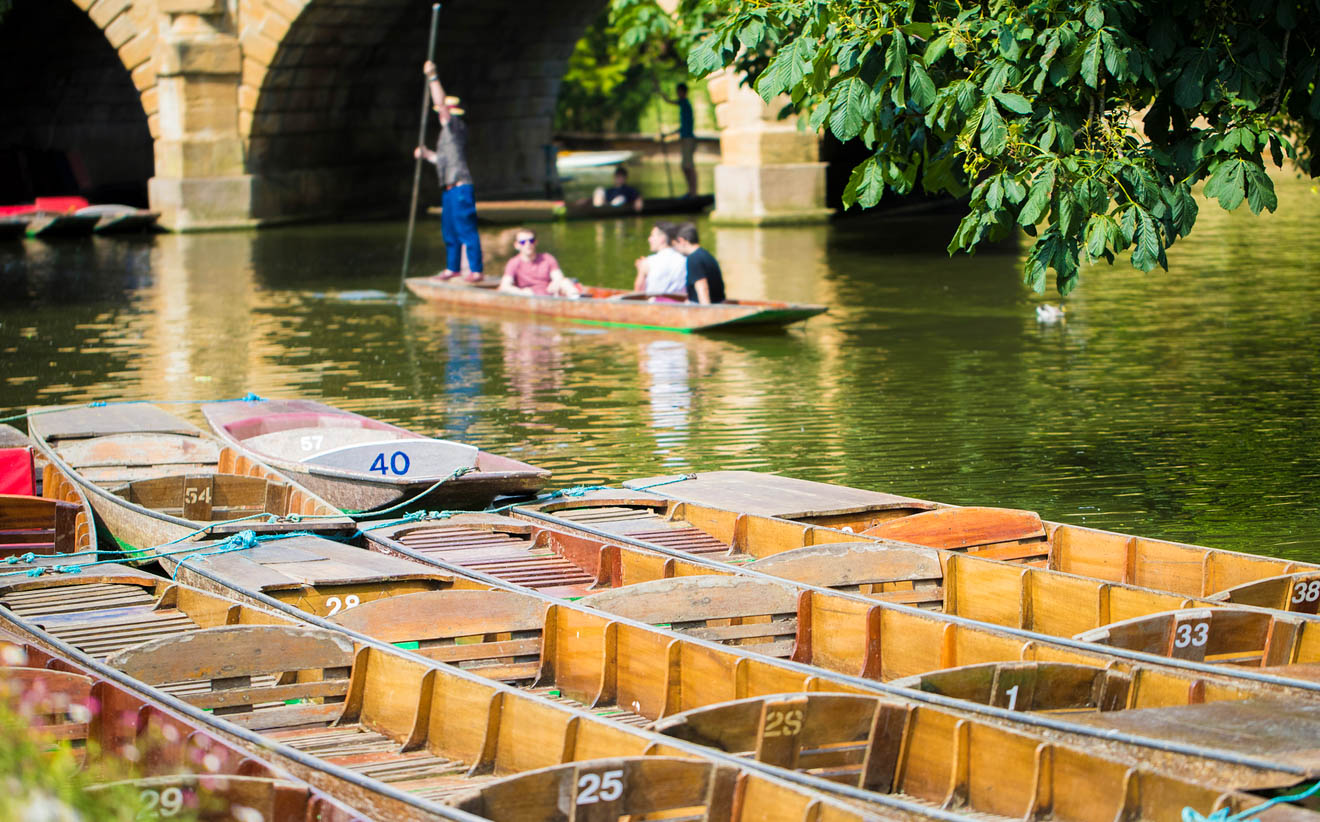 11 Things to do in Oxford punting 3