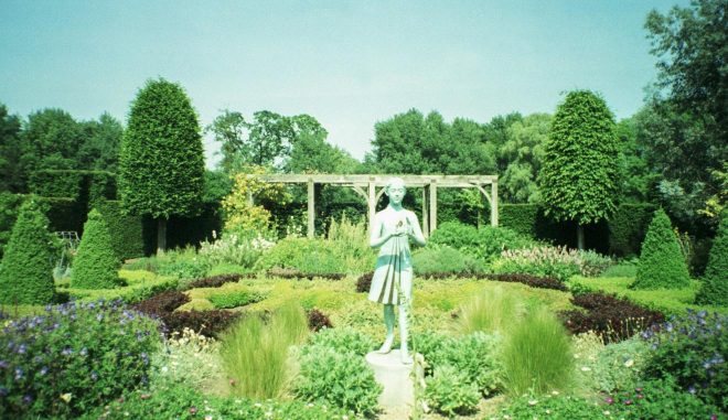 11 Things to do in Oxford waterperry gardens