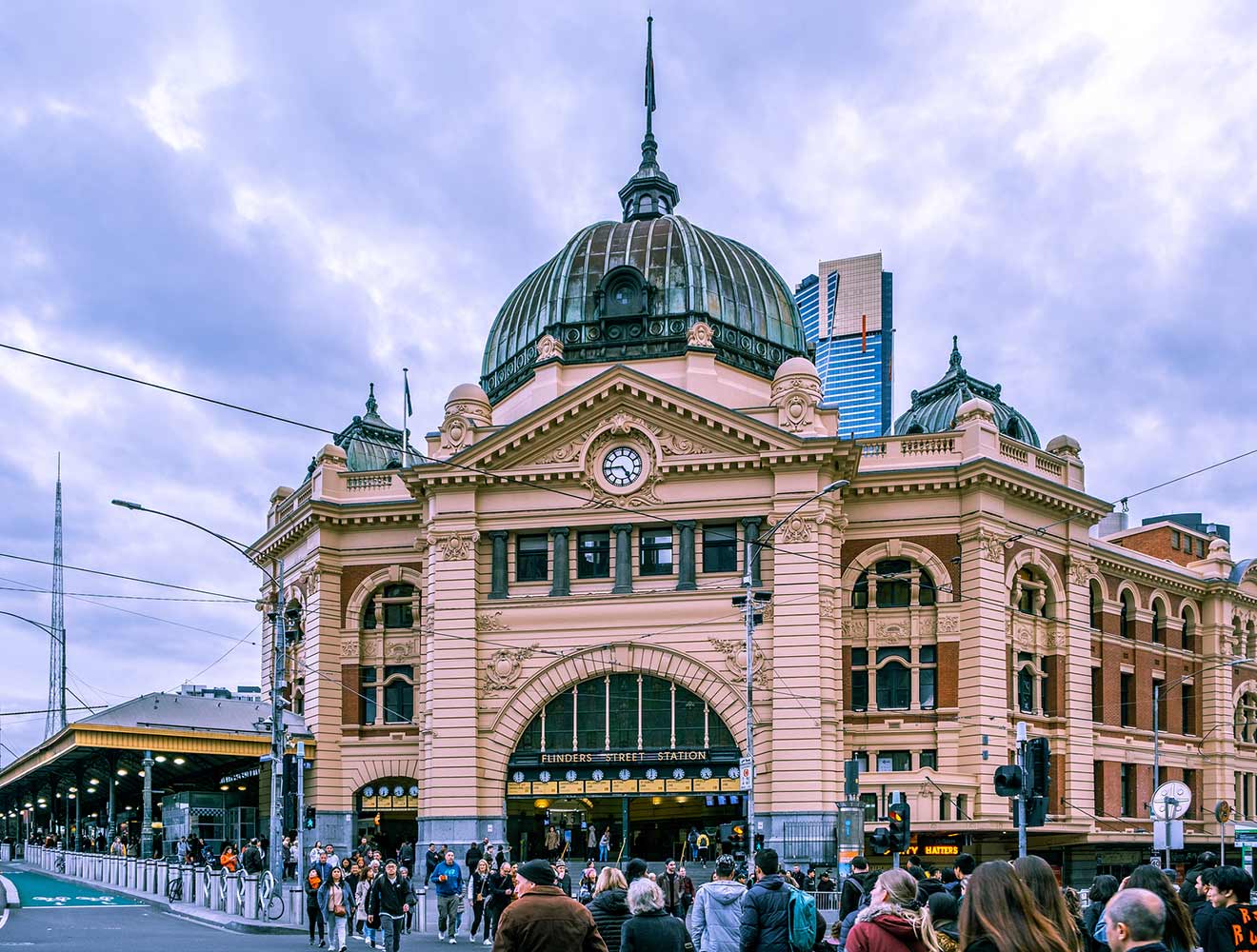 places to visit near melbourne by train