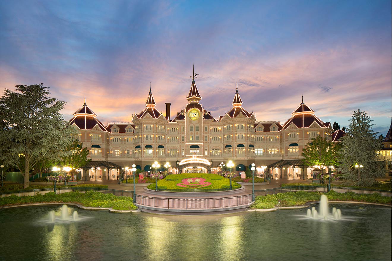 The Best Disneyland Paris Hotels On-site and Nearby - The Travel