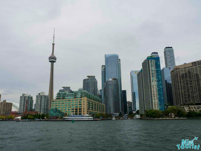 best hotels in Toronto with a view