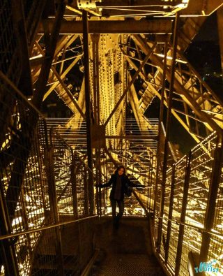 eiffel tower stairs