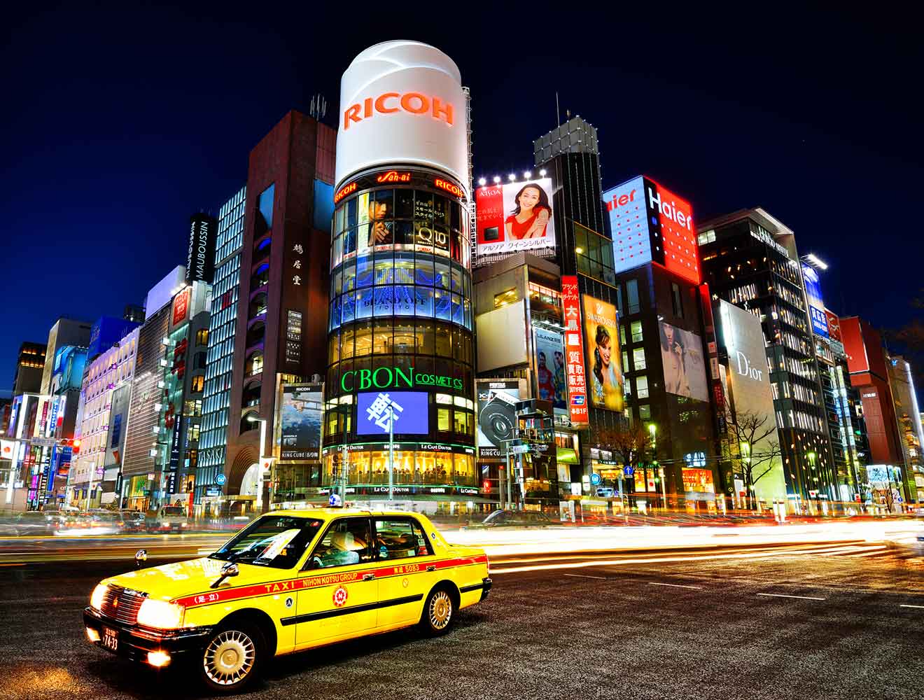 tokyo yellow taxi city
