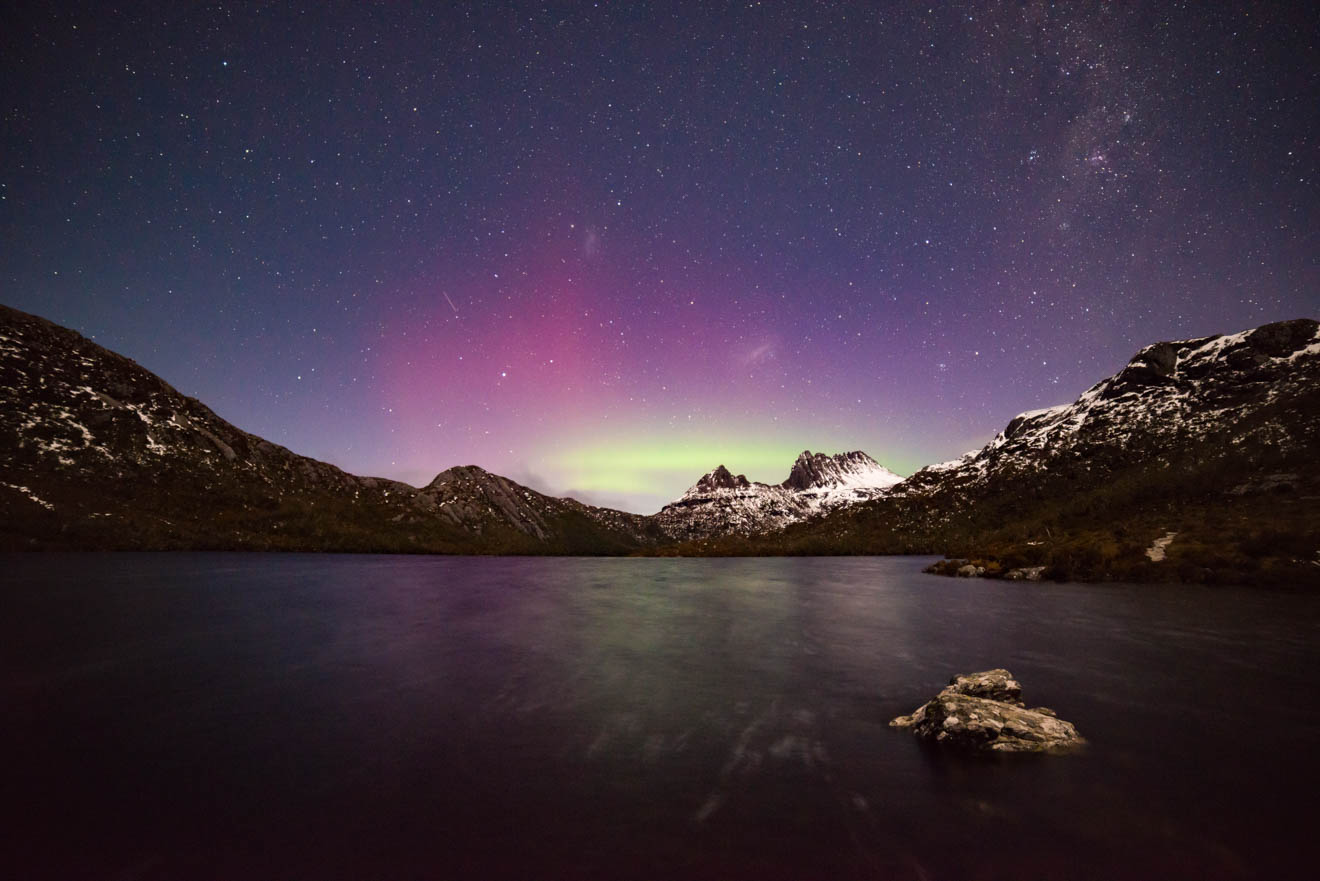 Aurora Australis over Cradle Mountain Overland track View