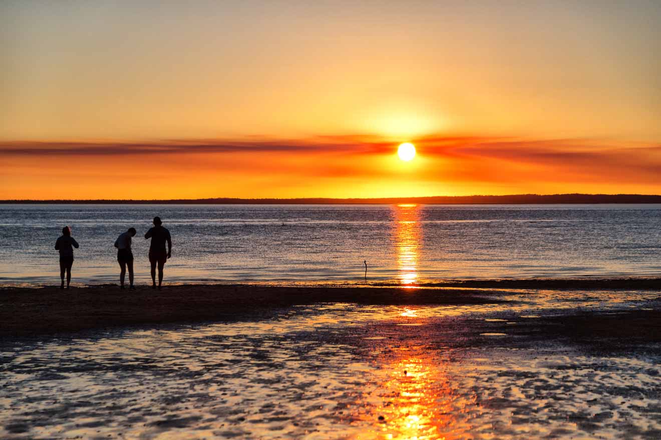 beautiful sunset in hervey bay