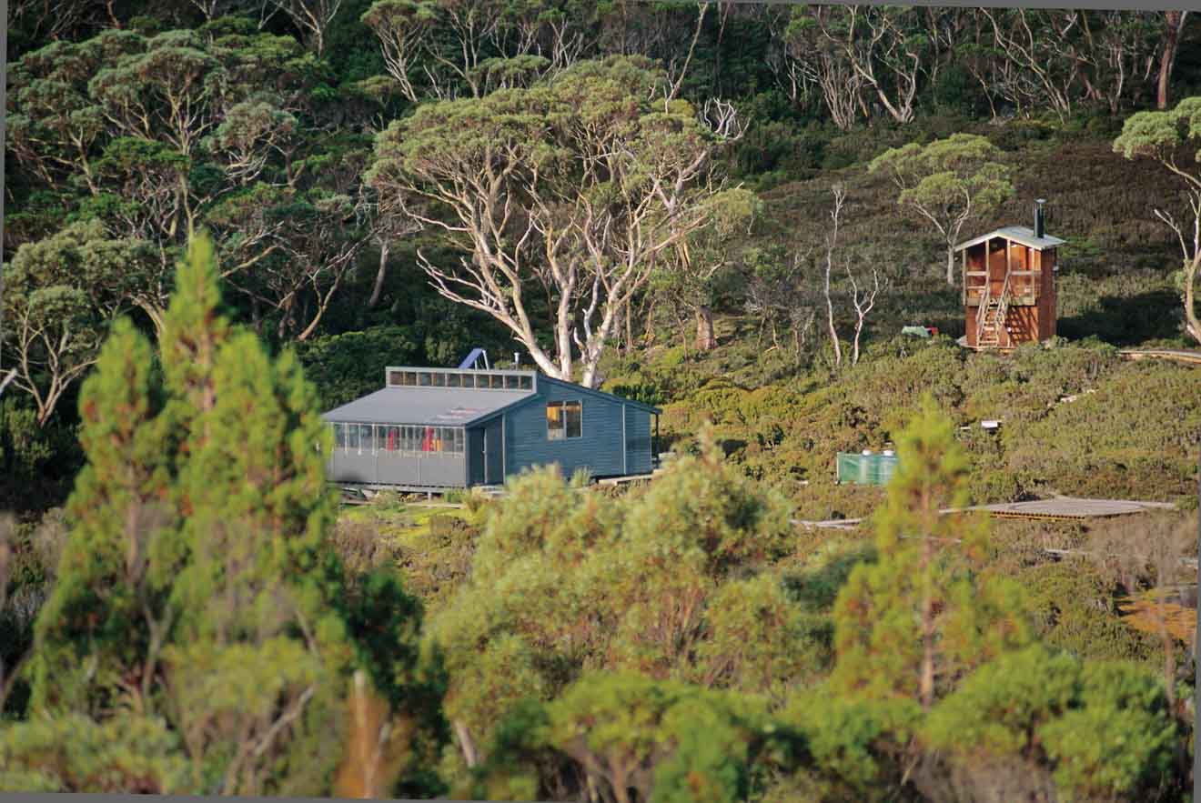 Waterfall Hut Overland track Accommodation