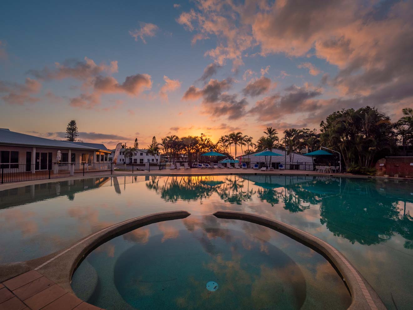 hotel in fraser island