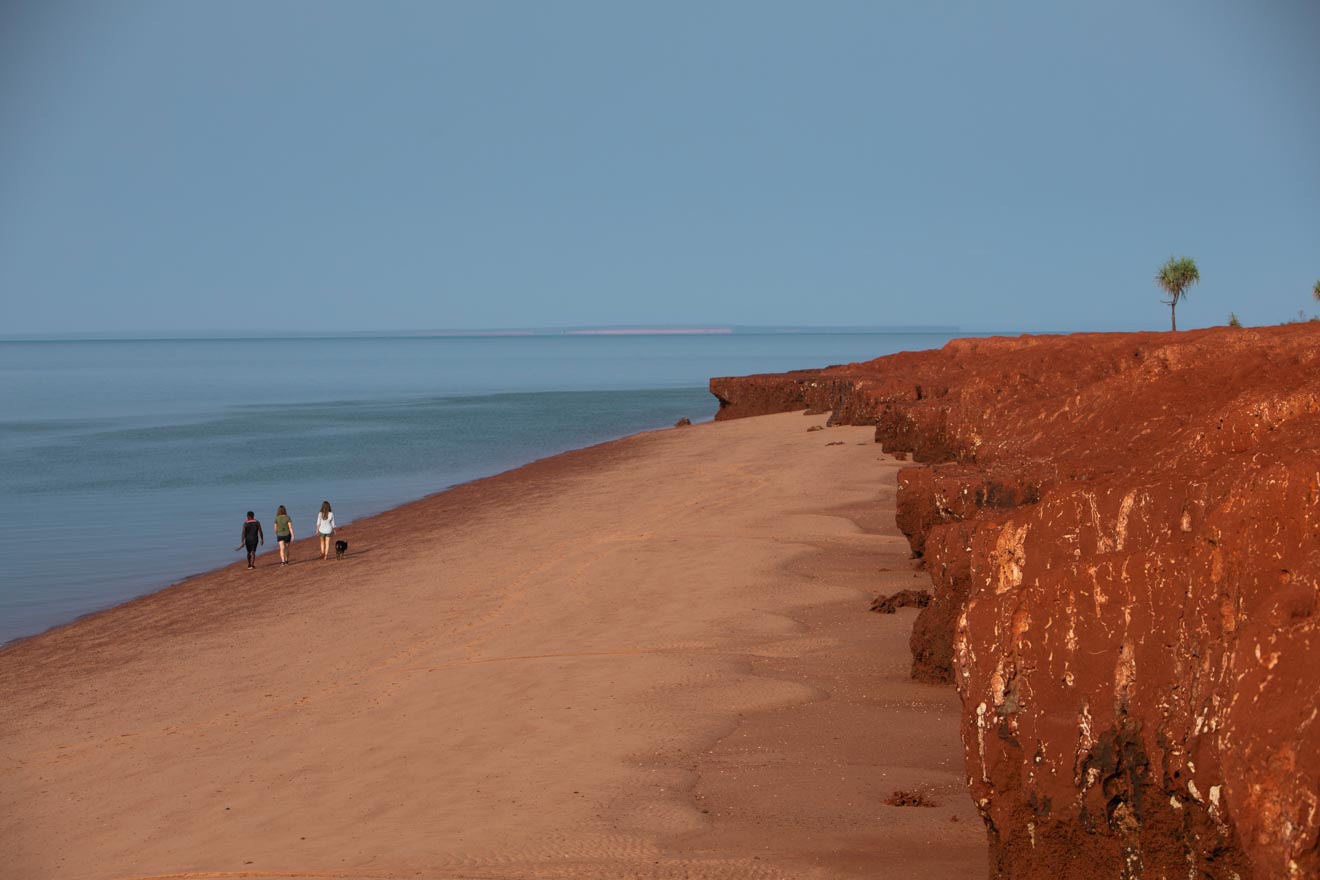 beach Arnhem Land walk tour