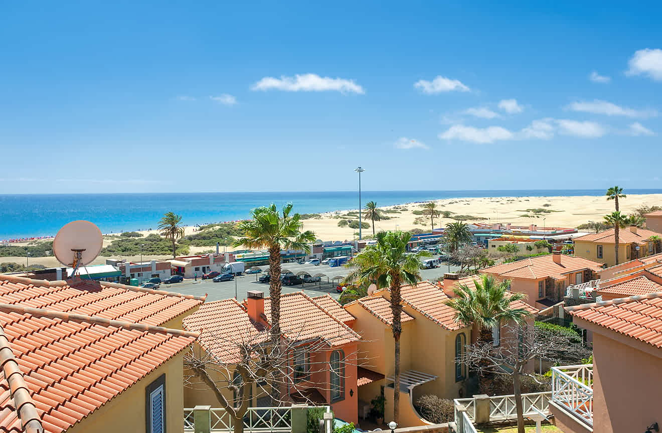 Beach lovers home from home in sunny Gran Canaria, Playa del