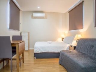where to stay in perth for family holiday