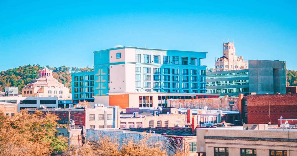 13 Best Airbnbs In Asheville That You Will Want To Book Now!