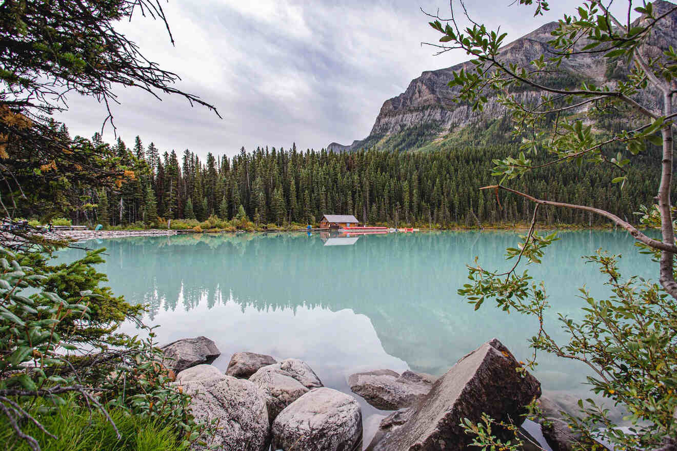 2 Banff vs Lake Louise which one is better