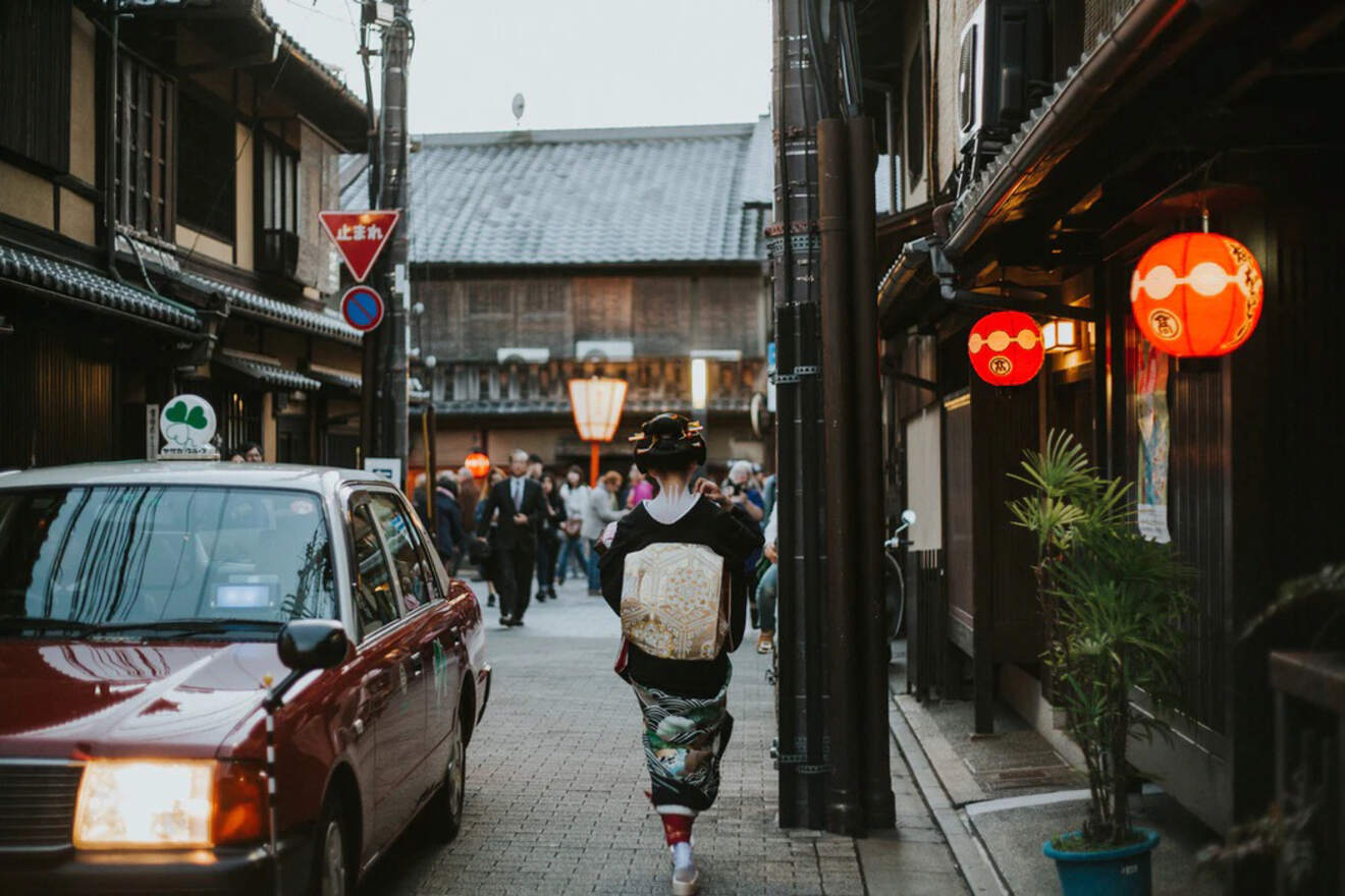 2 Gion and Southern Higashiyama Traditional ryokan Kyoto