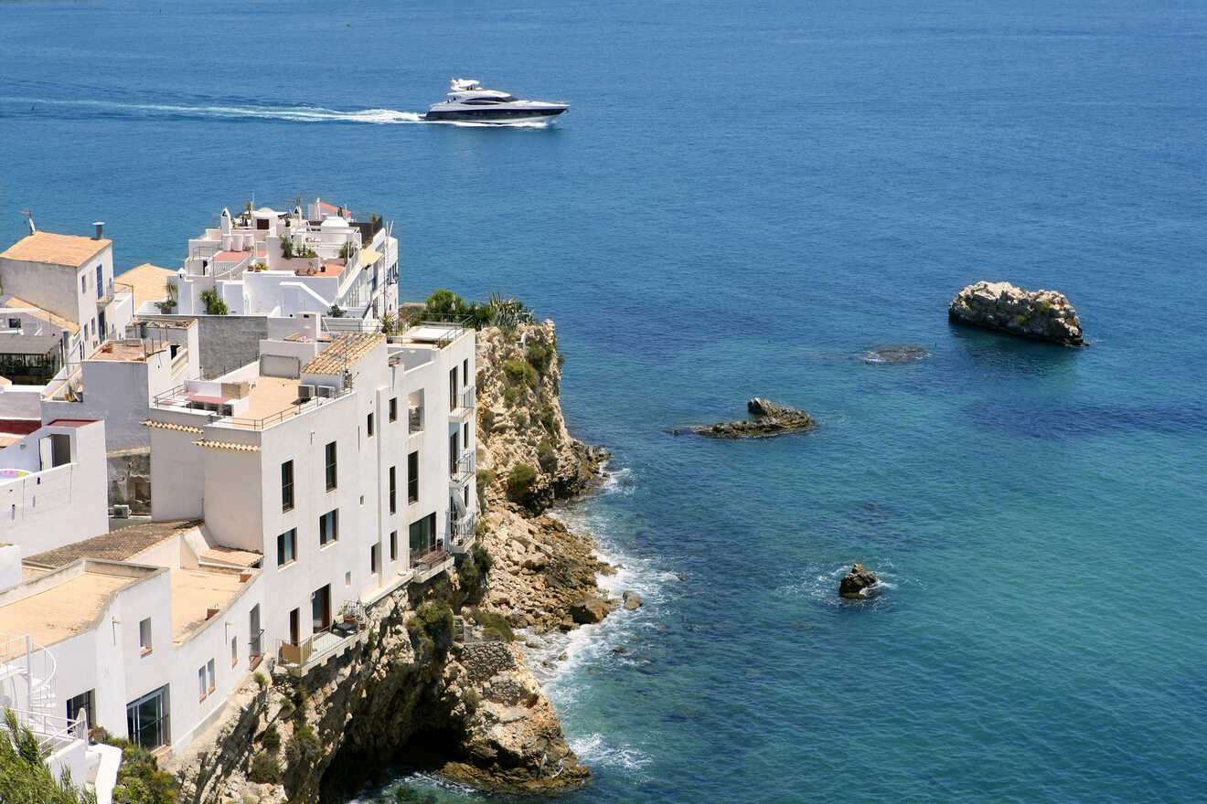 8 FAQ Romantic hotels in Ibiza