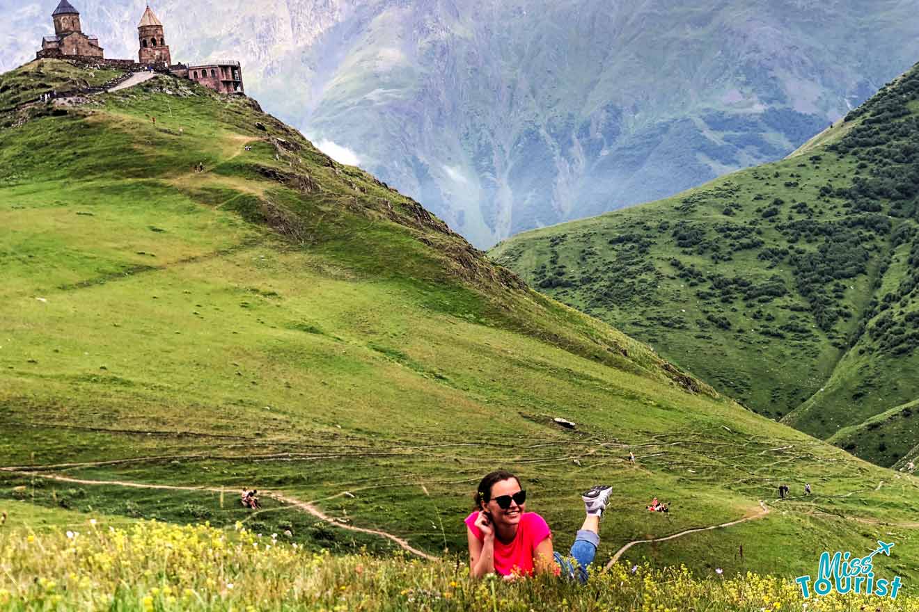 14 B1 1.1 Kazbegi Stepantsminda Day trip