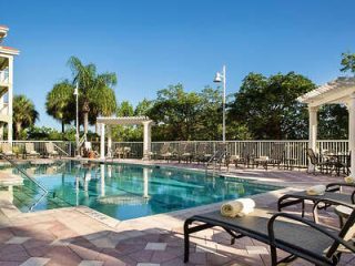 4 3 DoubleTree Suites by Hilton Naples