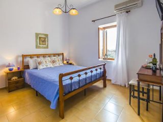 2 3 Palaios Rooms Where to stay for cheap