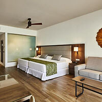 0 3 Riu Palace Maldivas affordable hotel