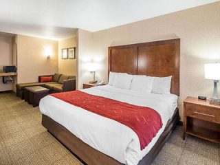 2 3 Comfort Suites Airport Free cancellation