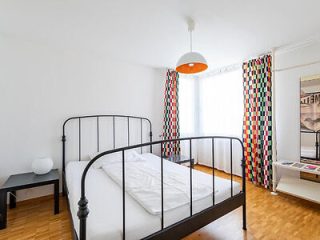 3 3 Bettstatt Neustadt With the view