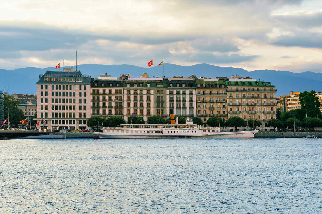 3 Quai du Mont Blanc hotels with best lake views