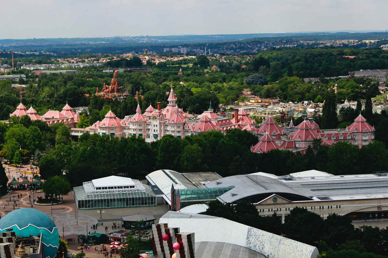 The nearest hotels to Disneyland Paris within walking distance