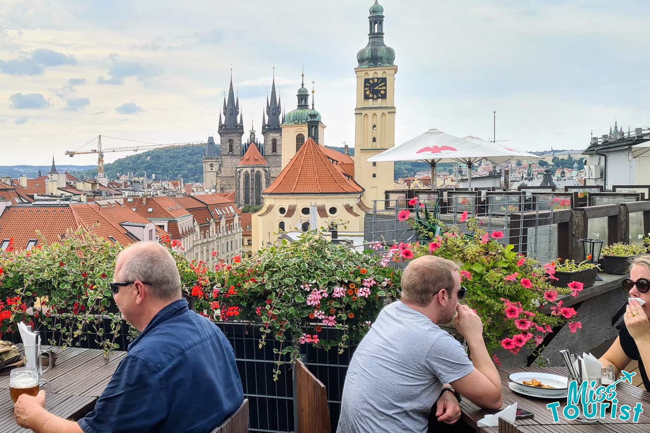 Best restaurants, cafes bars in Prague + What