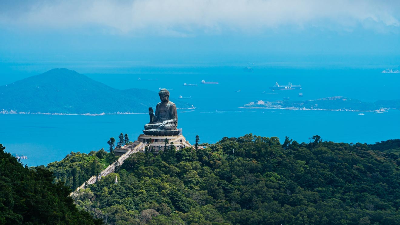 11.2 Big Buddha and Po Lin Monastery