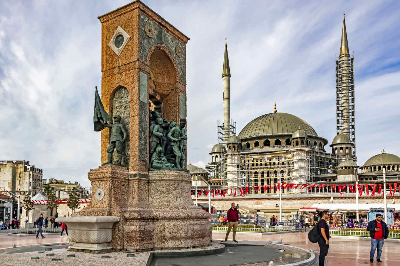2 Discover Istiklal Street and Taksim Square