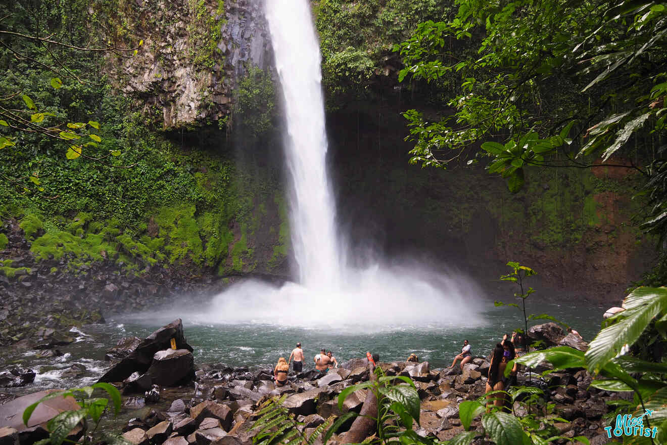 3 hike to la fortuna waterfall costa rica